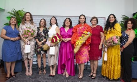 Acroarte presentó el conversatorio “Madres, ejemplos de superación”